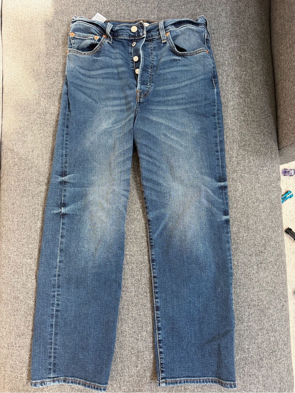Levi's Women's Ribcage Straight Ankle Denim Jeans in Medium Blue Wash